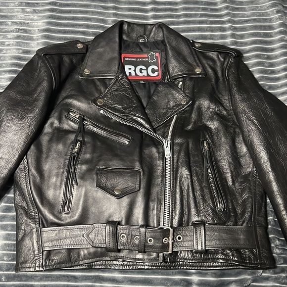 Classic Black Leather Jacket - Picture 7 of 11